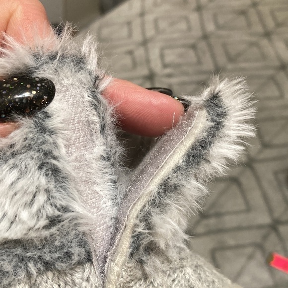 Stepping stones grey fur booties size 6-9 months - Picture 5 of 5